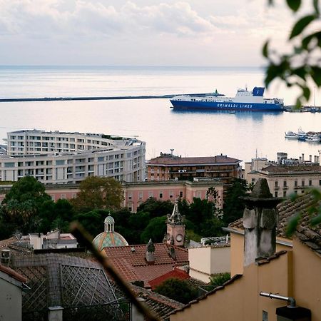 Ferienwohnung Casa "Positano" Da Ely - Salerno Centro Con Self Check-In Exterior foto