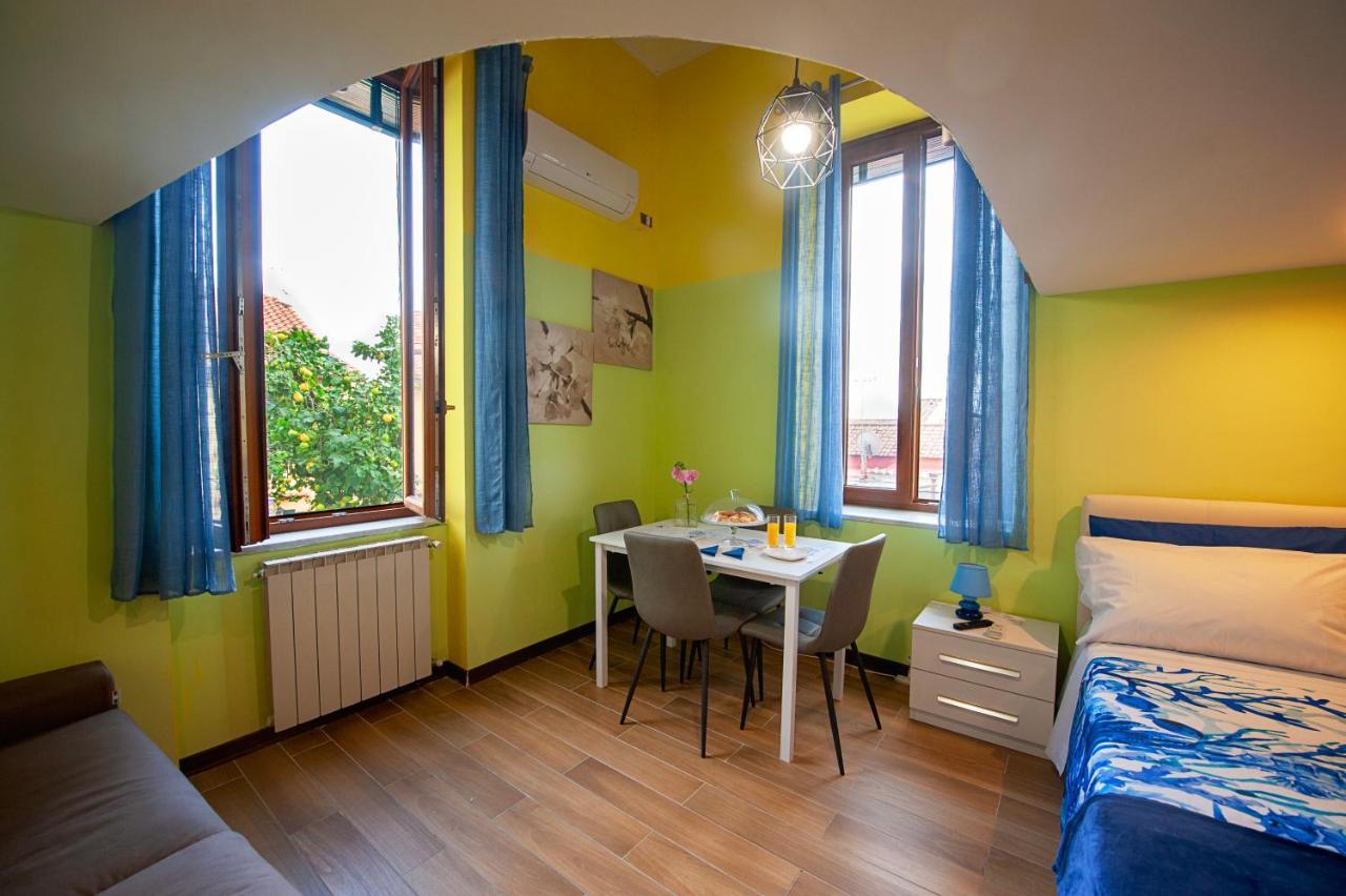Ferienwohnung Casa "Positano" Da Ely - Salerno Centro Con Self Check-In Exterior foto